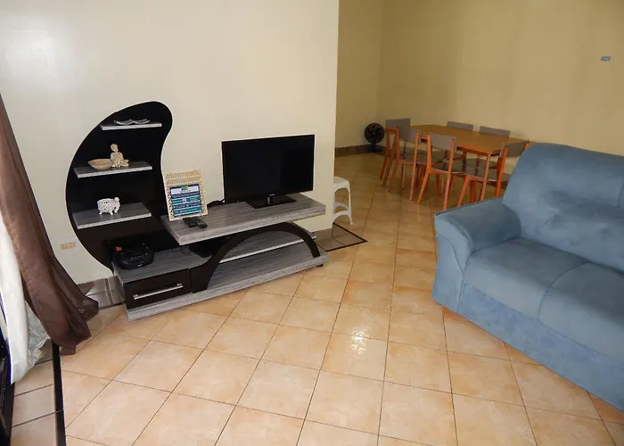 Confortável e bem localizado 3 Quartos na Praia do Forte - CF11 Cabo Frio